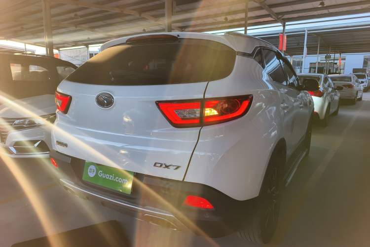 Used Soueast DX7 2015 1.5T Automatic Luxury Model
