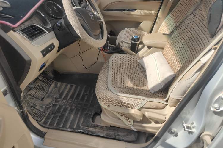 Used Baojun 730 2016 1.5L Manual Comfort Version 7 Seats China V Emission Standard