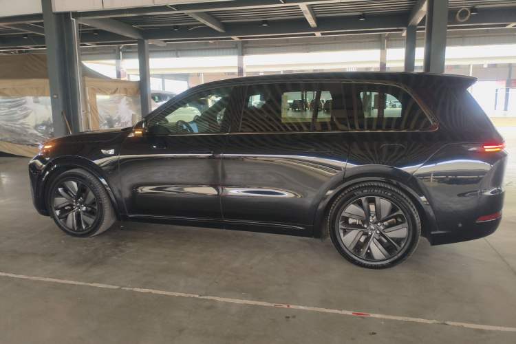 Used Li Auto L9 2022 Max model