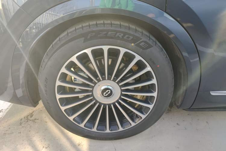 Used Hima AITO M8 2025 Extended-Range Ultra Version 53.4 kWh 5-Seater Edition