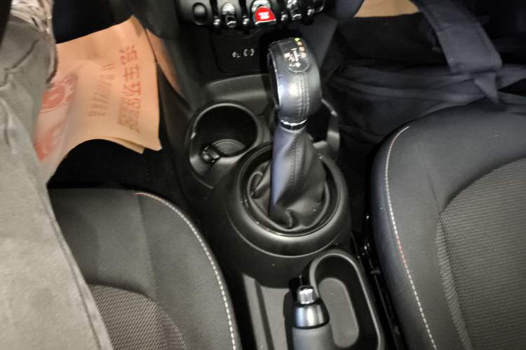 Used  MINI 2015 1.2T ONE Five-Door Edition