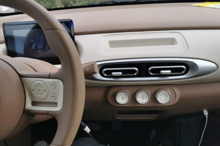 Used Wuling Hongguang MINIEV 2025 Four-Door Version Advanced Edition