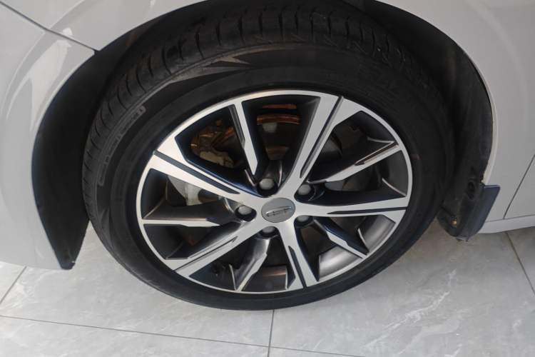 Used Geely Auto Emgrand 2022 4th Generation 1.5L CVT Luxury Model
