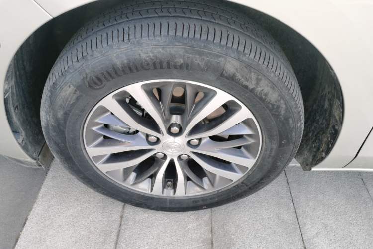 Used Buick GL8 2020 ES Land Cruiser 653T Luxury Edition
