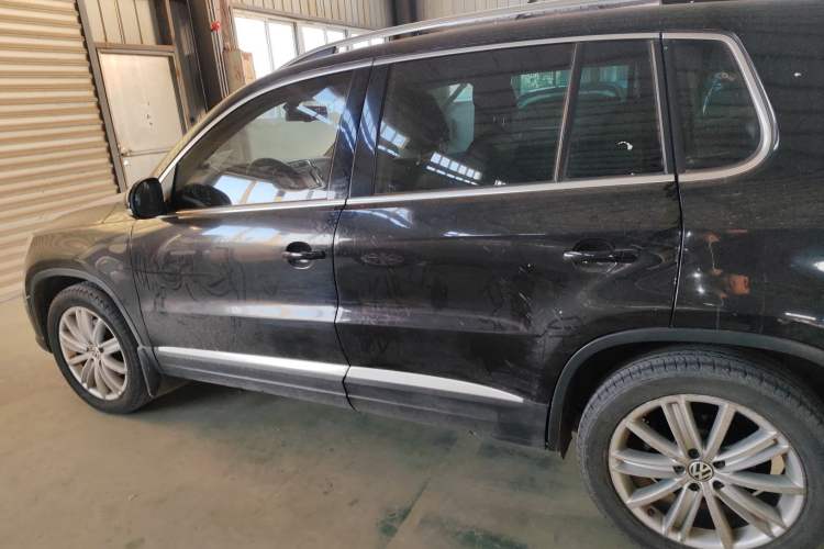 Used Volkswagen Tiguan 2012 2.0 TSI Automatic All-Wheel Drive Flagship Edition