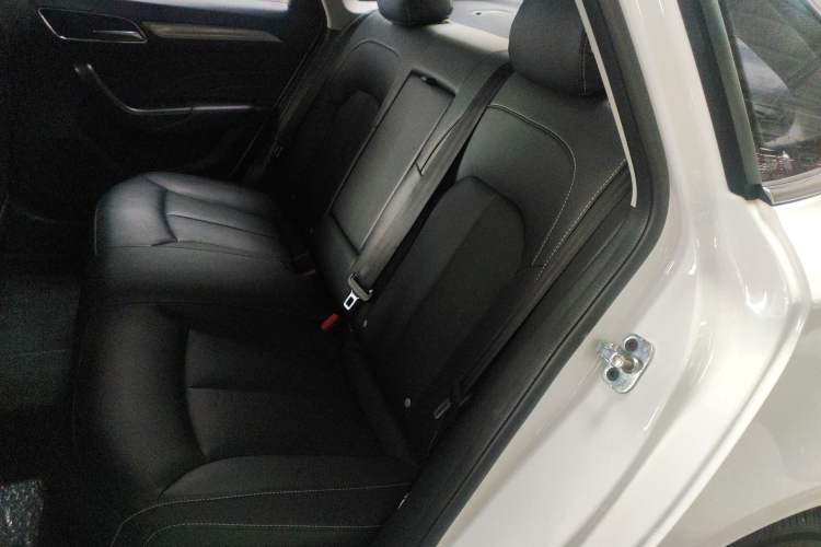 Used Roewe i6 2018 20T Automatic Flagship Edition
