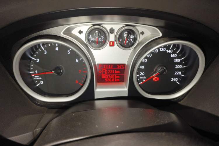 Used Ford Focus 2013 Sedan Classic 1.8L Automatic Fashion Edition