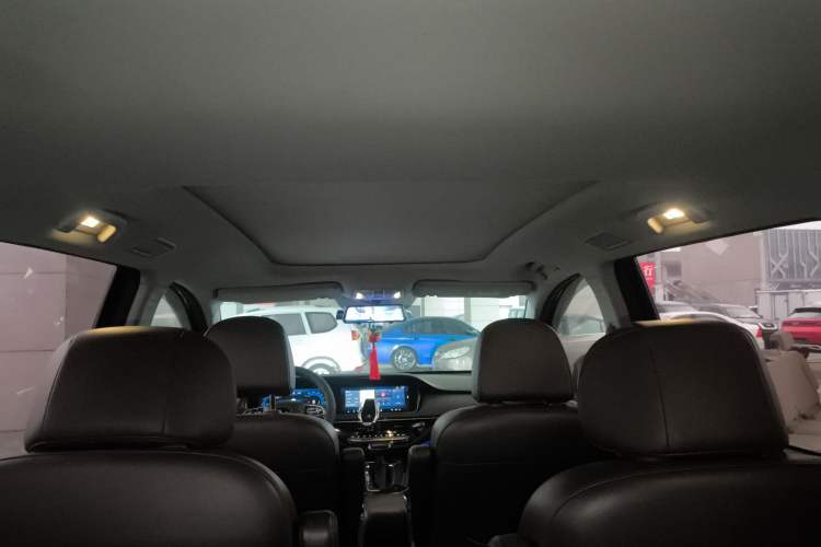 Used GAC Trumpchi M6 2019 270T DCT Prestige Edition (7-seater) China VI
