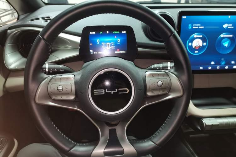 Used BYD Dolphin 2024 Honor Edition 420km Fashion Version
