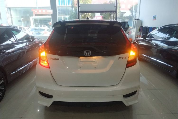 Used Honda Fit 2018 1.5L CVT Comfort Sunroof Version
