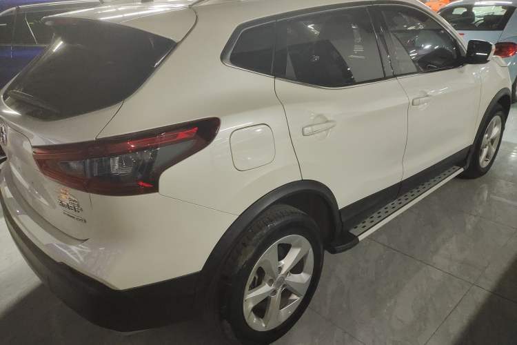 Used Nissan Qashqai 2019 2.0L CVT Smart Enjoyment Version