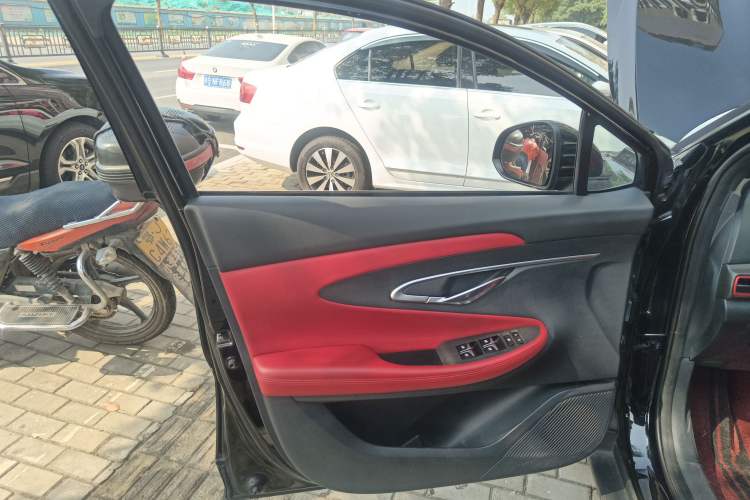 Used Changan UNI-T 2020 1.5T Flagship Version
