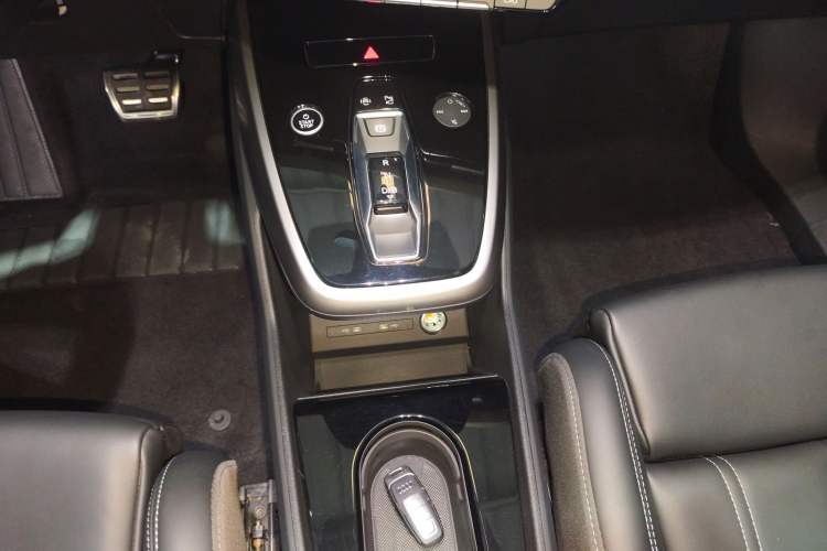 Used Audi Q4 e-tron 2024 40 e-tron Adventure Edition
