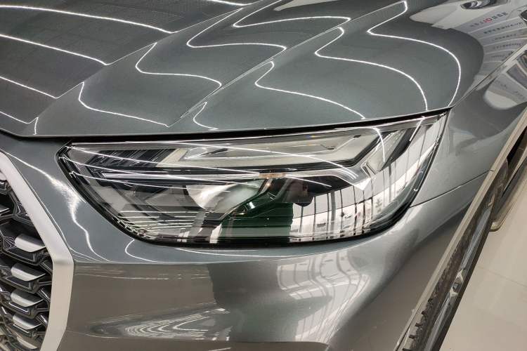 Used Audi Q5L Sportback 2021 40 TFSI Fashion Model
