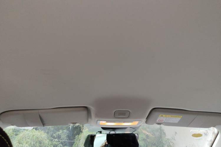 Used Roewe i5 2021 1.5L Manual Platinum Edition
