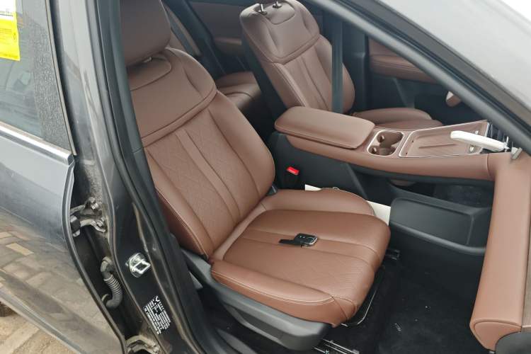 Used Wuling Xingguang S 2024 130km Flagship Version
