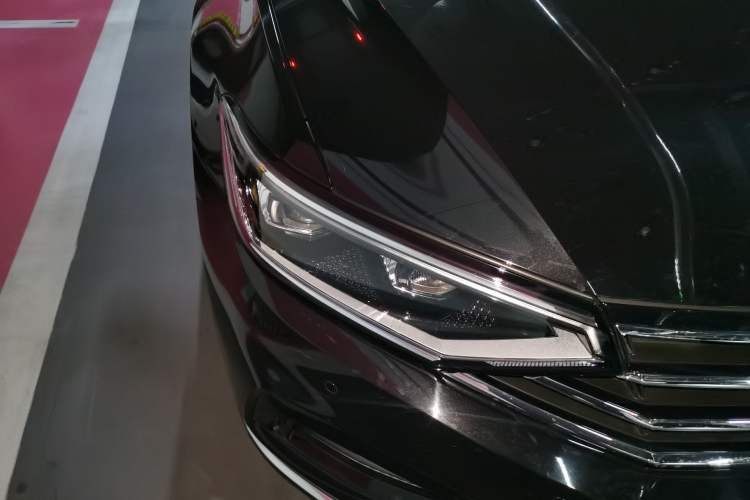 Used Volkswagen Magotan 2020 330TSI DSG Luxury Edition
