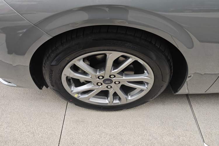 Used Ford Mondeo 2023 EcoBoost 180 Luxury Model
