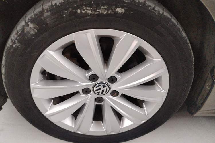 Used Volkswagen Passat 2019 330TSI Elite Edition China VI
