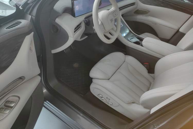 Used  LS7 2025 New Edition Ultra
