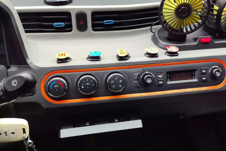 Used Wuling Hongguang MINIEV 2020 Enjoyment Model Lithium Iron Phosphate
