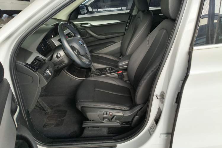 Used BMW X1 2019 sDrive20Li Leading Model
