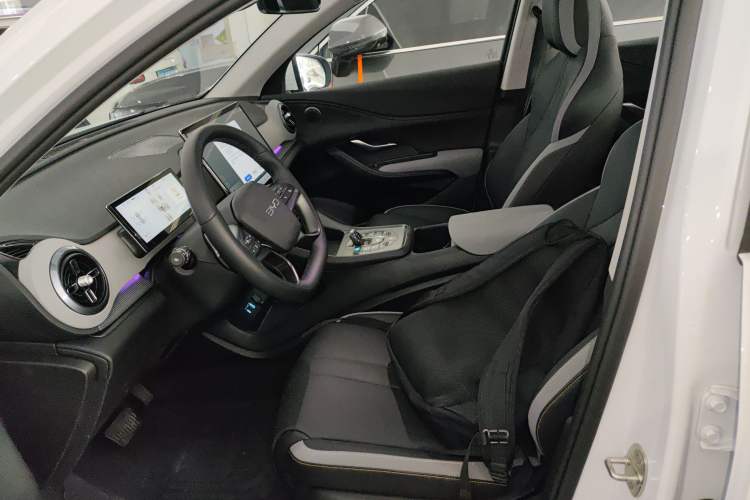 Used BYD Sealion 05 DM-i 2025 DM-i Smart Drive 115KM Flagship Model
