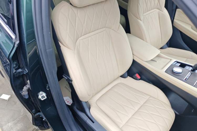 Used Geely Auto Monjaro L 2025 Dongfang Yao 2.0TD Automatic All-Wheel-Drive Wangyue Edition
