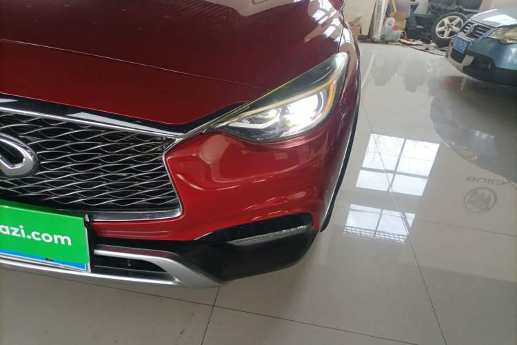 Used Infiniti QX30 2017 1.6T Two-Wheel-Drive Sport Edition
