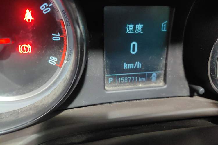 Used Buick Regal 2014 2.0L Leading Fashion Edition