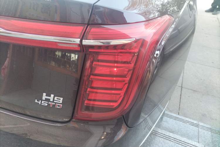 Used Hongqi H9 2020 Revised Version 2.0T Smart Connect Flagship Edition
