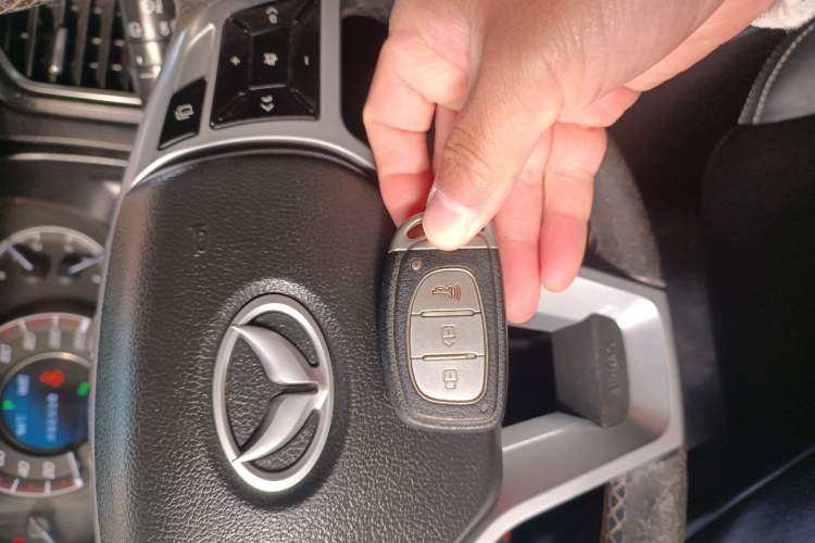 Used HYOSOW S6 2017 1.5T CVT Enjoyment Model
