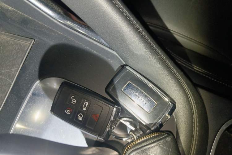 Used Jaguar E-PACE 2018 P200 S China VI
