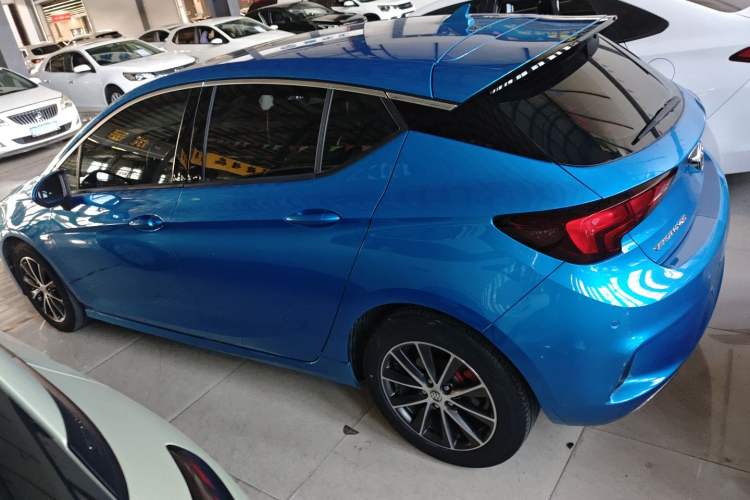 Used Buick Verano 2016 Hatchback GS 20T Dual-Clutch Passionate Sporty Model
