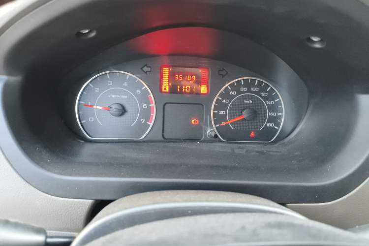 Used Wuling Rongguang V 2018 1.5L Practical Version
