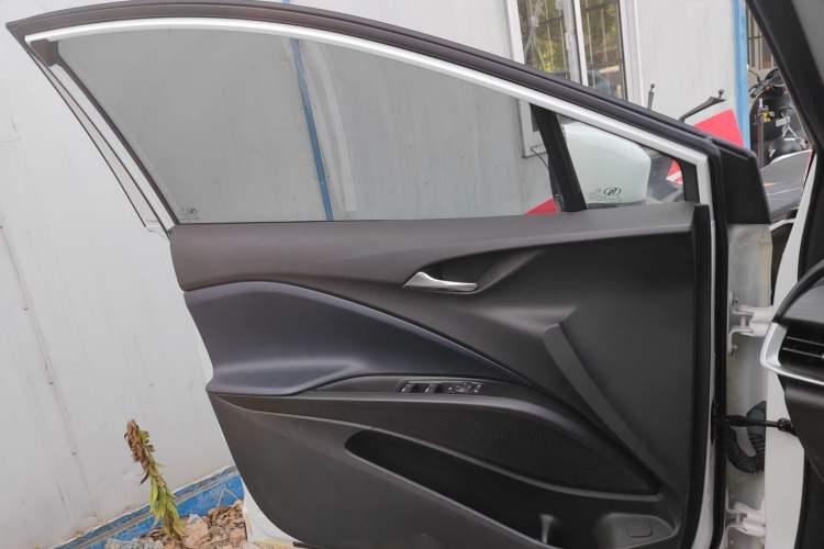 Used Buick Velite 6 2024 450km Range Commuter Version
