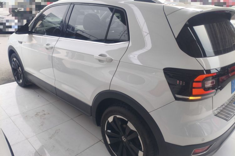 Used Volkswagen Tacqua 2020 1.5L Automatic Yue
