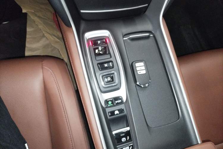 Used Honda Inspire 2022 Lingpai Hybrid 2.0L Pure Elegant Edition
