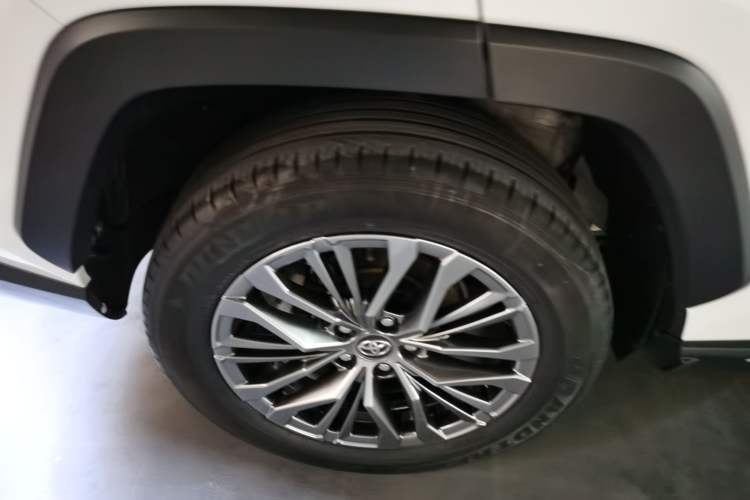 Used Toyota Wildlander 2023 Dual-Motor 2.5L E-CVT Four-Wheel Drive Prestige Edition
