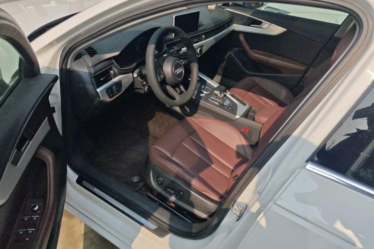 Used Audi A4L 2017 40 TFSI Fashion Model