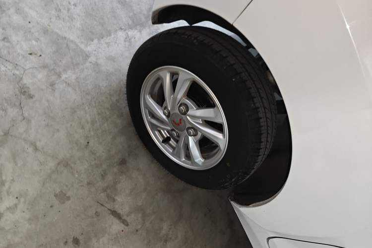 Used Wuling Hongguang MINIEV 2020 Zizai Version Lithium-NMC
