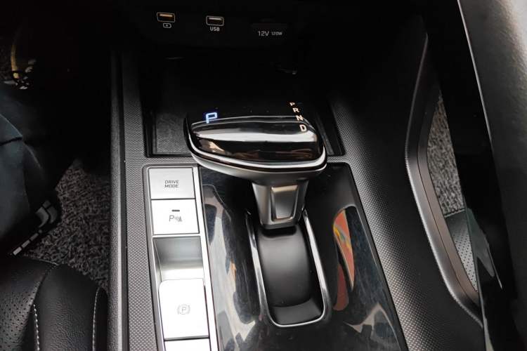 Used Hyundai Elantra 2021 1.5L CVT GLX Elite Edition
