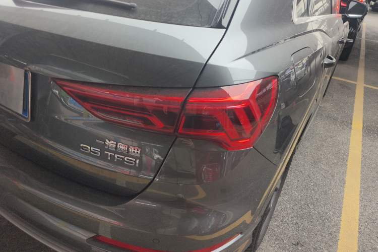 Used Audi Q3 2023 35 TFSI Fashion Dynamic Model (1.4T)