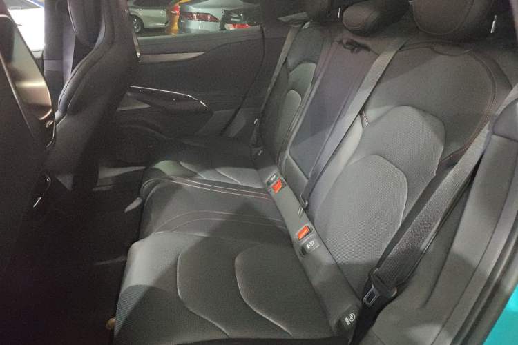 Used  SU7 2024 Four-Wheel Drive Ultra-Long Range Advanced Intelligent Driving Max Edition