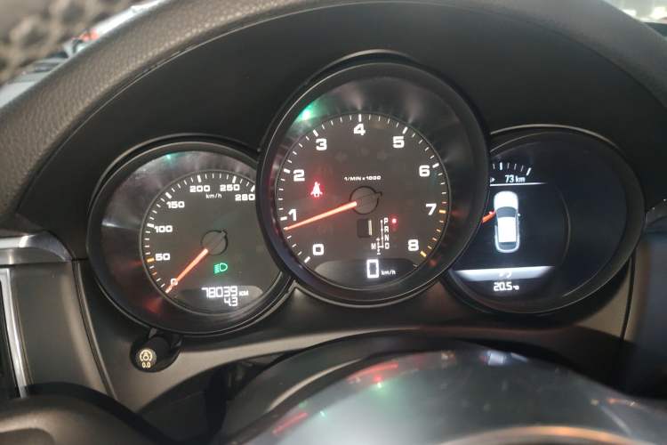 Used Porsche Macan 2017 Macan 2.0T
