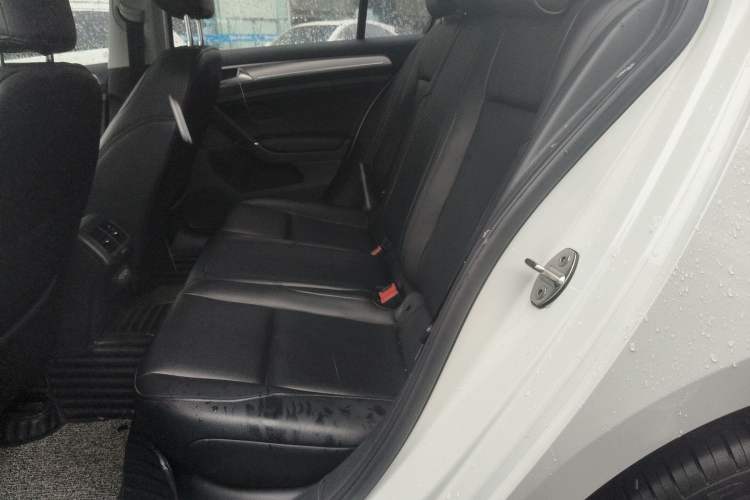 Used Volkswagen Golf 2020 200TSI DSG Comfortable and Ambitious Edition
