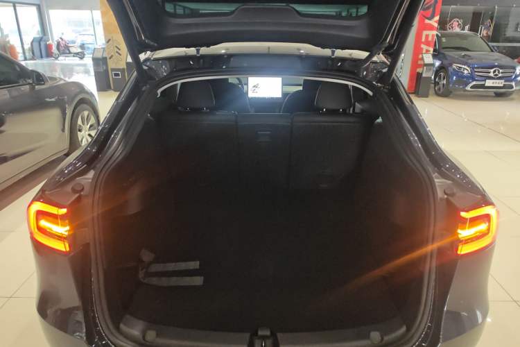 Used Tesla Model Y 2024 Rear-Wheel-Drive Version