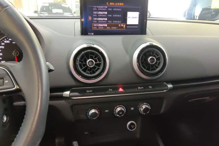 Used Audi A3 2020 Limousine 35 TFSI Fashion Edition China VI Emission Standard
