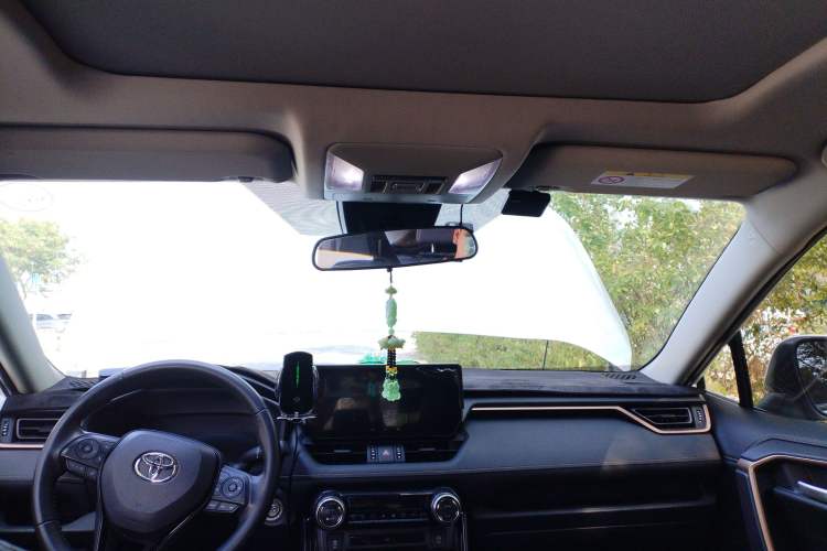 Used Toyota Wildlander 2024 2.0L CVT Two-Wheel Drive Luxury PLUS Edition