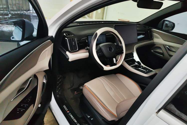 Used BYD Song Pro New Energy 2024 HONOR Edition DM-i 110KM Excellence Model
